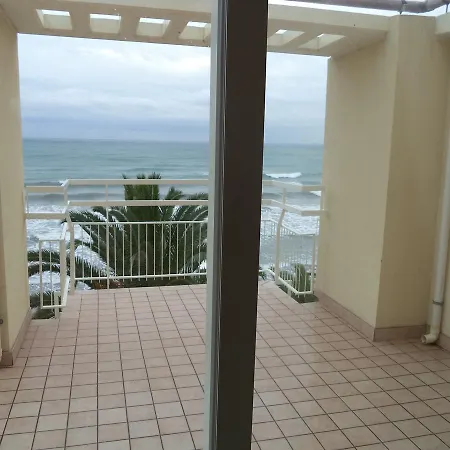 Miramare فندق دْيانو مارينا