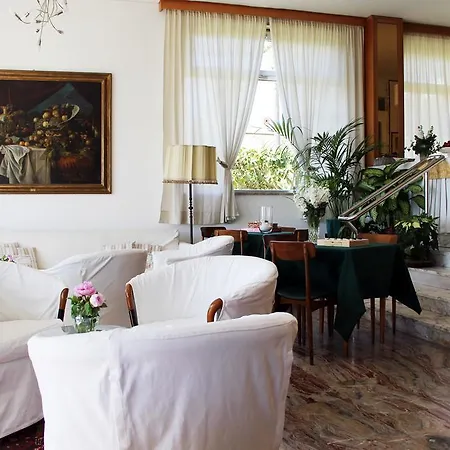 Hotel Miramare Diano Marina